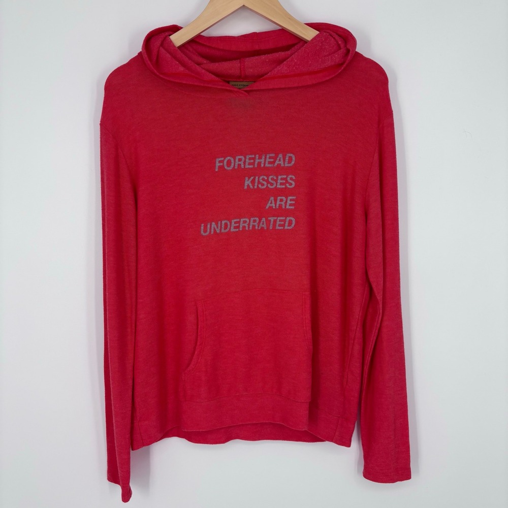 good hYOUman Forehead Kisses Are Underrated Hoodie Womens Small Red Graphic Top